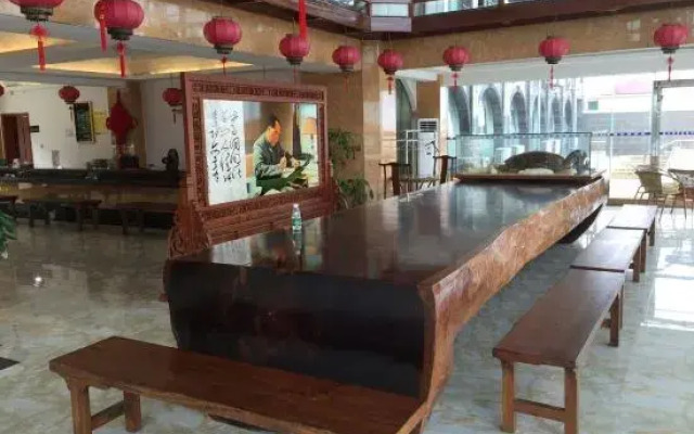Xinsha Beach Holiday Hotel