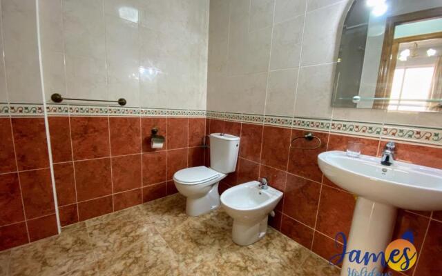 La Ciñuelica, R1 1st Floor Apartment with Comm Pool L106