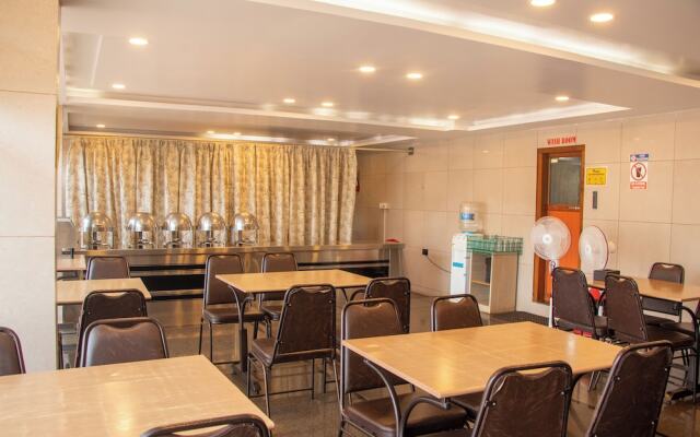 Hotel Om International