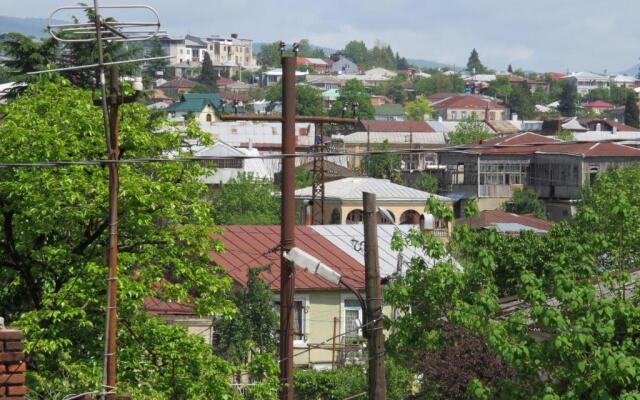 Kutaisi Center Guesthouse