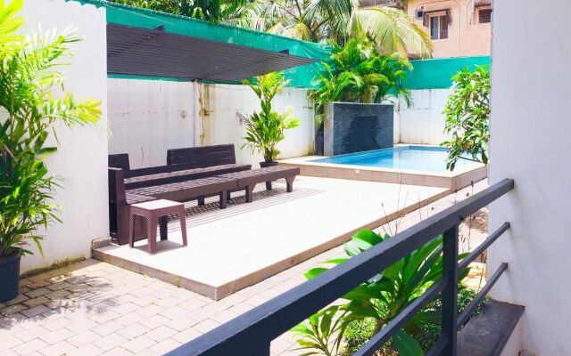 FabHotel The X and Z Calangute