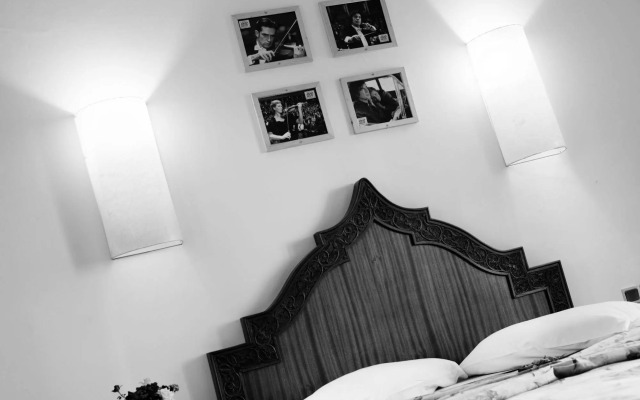 Oscar Hotel by Atlas Studios