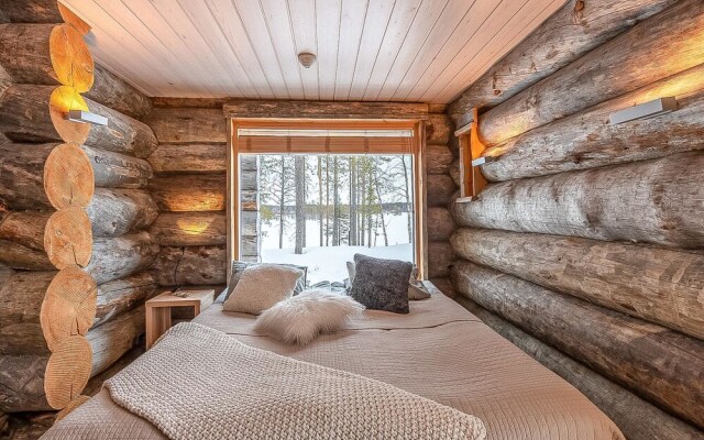 Jussis Chalet b Juuma