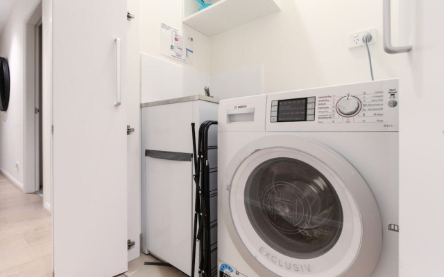 Gorgeous 2-bed Apartment By Shops – Guest Rooms – Batemans Bay