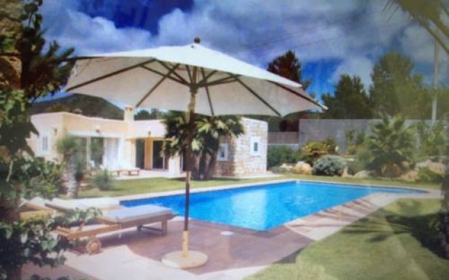 Luxury Villa en Km 5