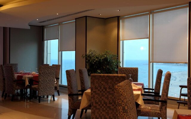 Golden Tulip Hotel