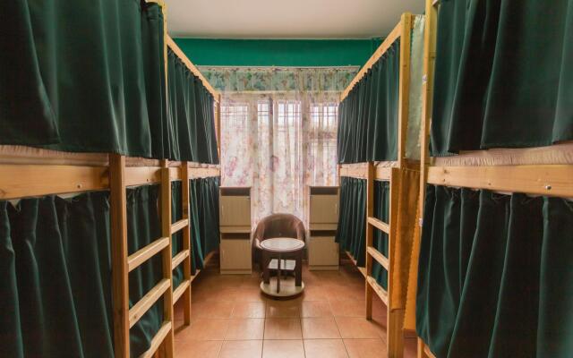 Maks Hostel