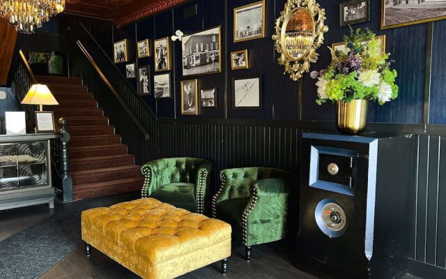 Midnight Sun, a Coast Hotel