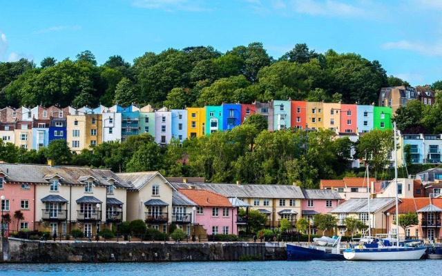 Peaceful & Pretty 2 Bedroom Flat Near Beautiful Clifton