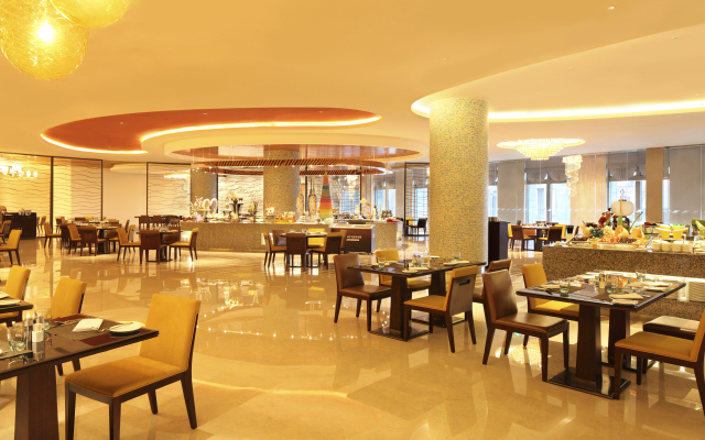 DoubleTree by Hilton Hangzhou East