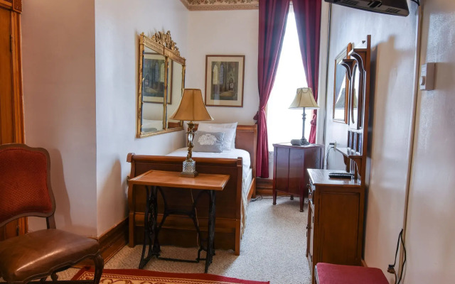 The Delaware Hotel