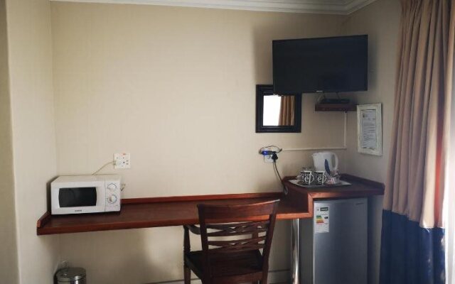 Dormio Manor Guest Lodge