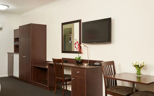 The Charles Boutique Hotel & Dining