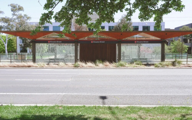 Modern apt in heart of the city