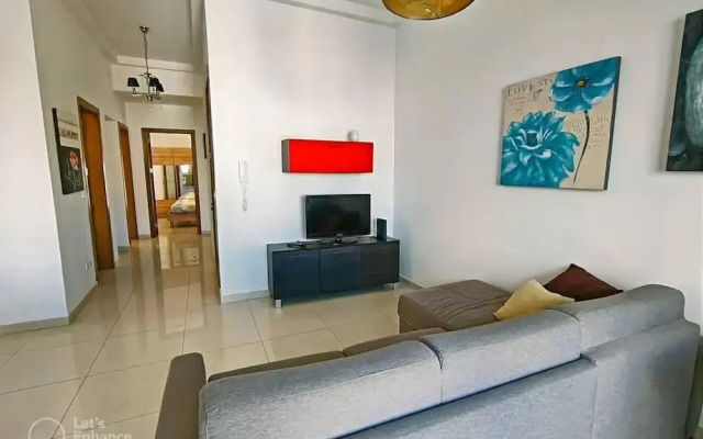 Remarkable 2-bed Apartment in St Julians