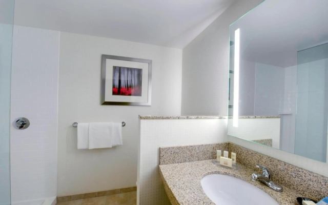Courtyard by Marriott Keene Downtown