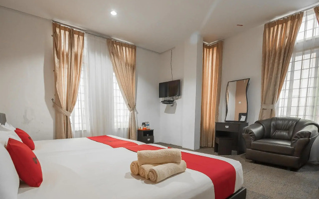 RedDoorz @ Batam Center 2
