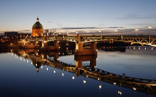 Holiday Inn Express Toulouse Airport by IHG