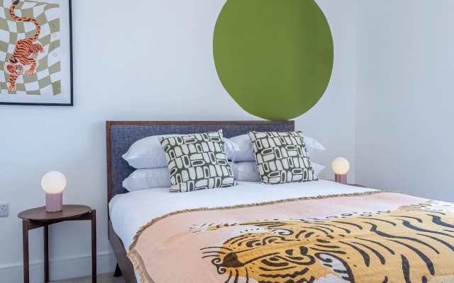 Horniman Museum Harmony Two-bedroom by Sojo Stay