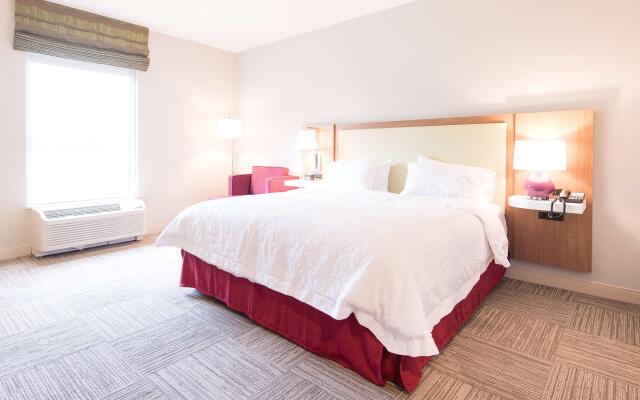 Hampton Inn & Suites Fayetteville