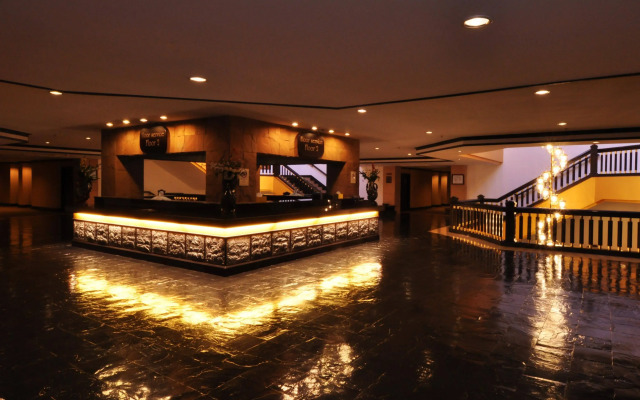 Iyara Lake Hotel & Resort