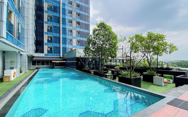 Homey And Nice Studio Tamansari The Hive Apartment