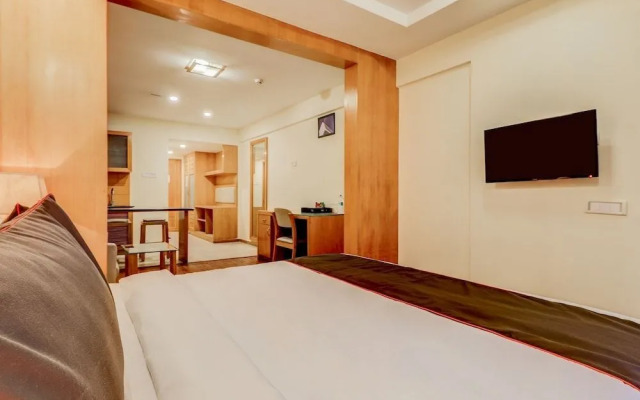 The Mayer by OYO Rooms