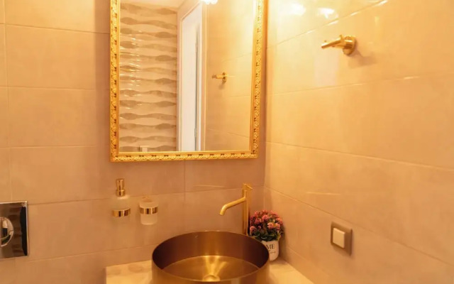 99 Luxury Exotic Villas