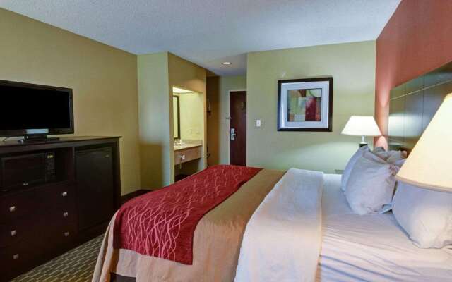 Quality Inn & Suites Pine Bluff