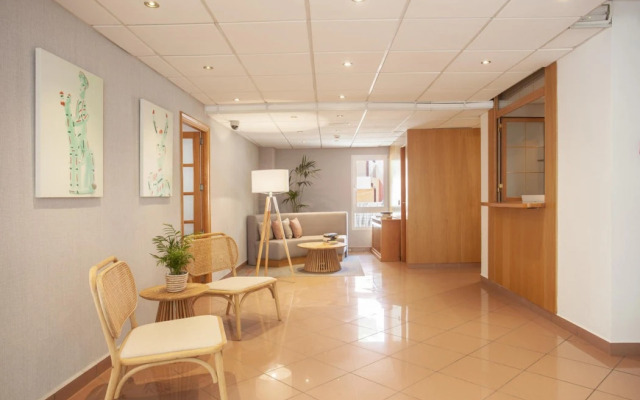 Hostal Residencia Sutimar