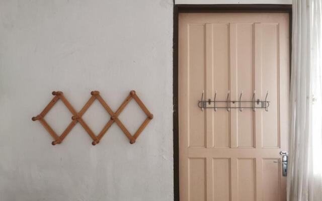 Cheerful 4-Bedrooms Residents Home