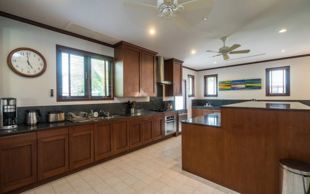 Sai Taan villas by Lofty