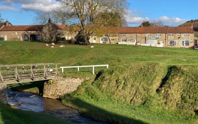 The Barn Guest House & Tea Rooms