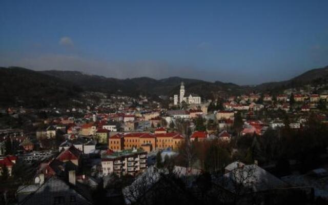 Apartments and Suites Kremnica