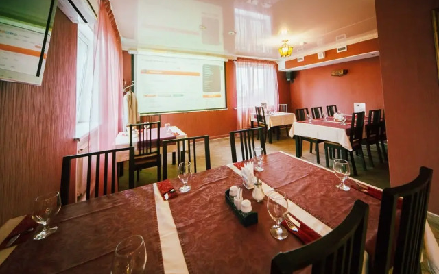 AnRi Hotel