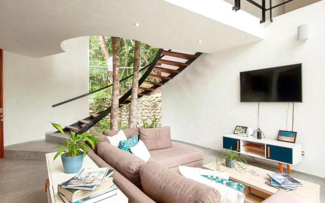 Pool House at Casa La Japiahua