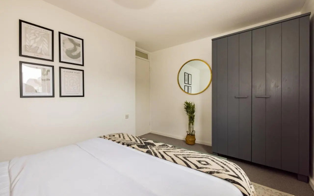 The London Nook - Stunning 2BDR Flat with Garden