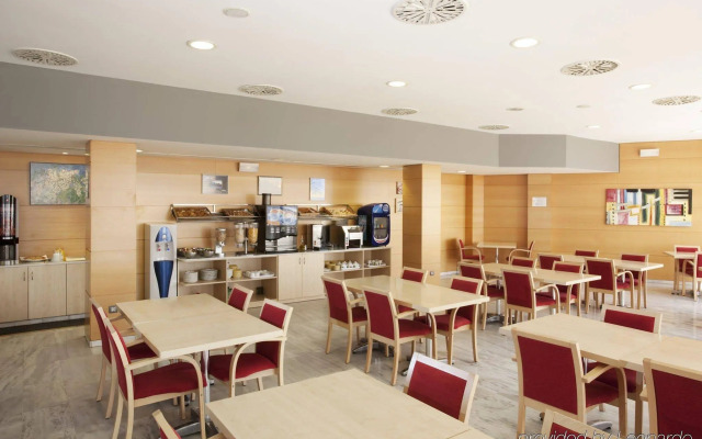 Holiday Inn Express Barcelona-Montmeló by IHG