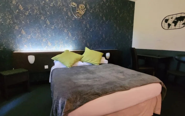 Le Merle Blanc Hôtel