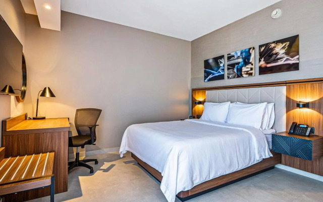 Hampton Inn By Hilton Nuevo Vallarta