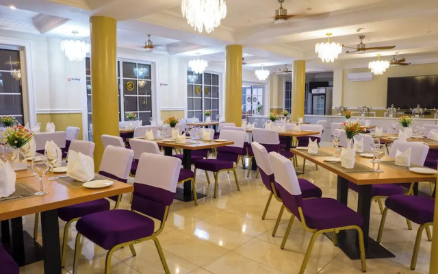 Zimansky Hotel