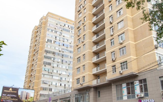 Apartments on 102B Evdokimova Street