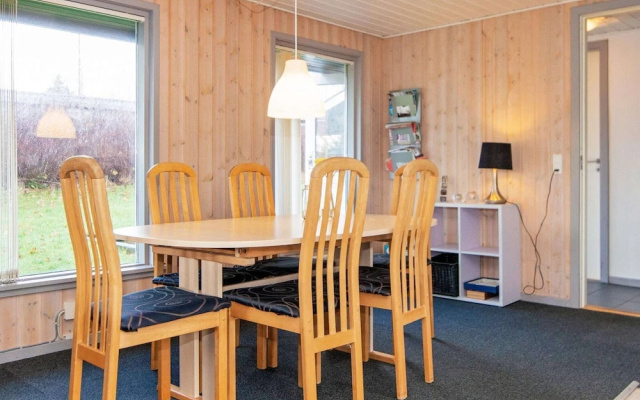 Modern Cottage Oasis in Arrild