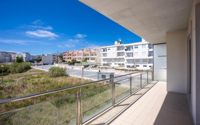 Foz Village Beach by Rent4all