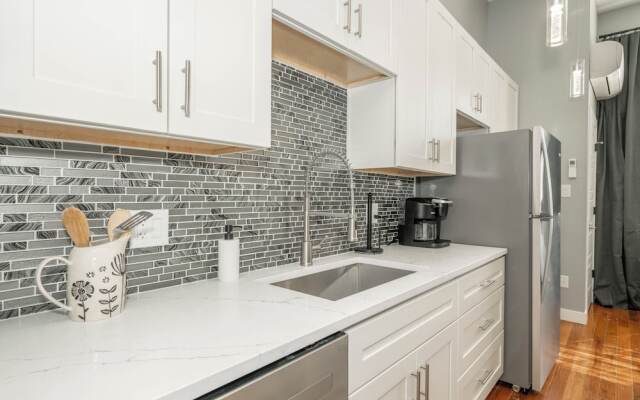 Findlay Market Suite 1