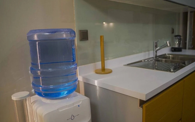Exclusive Spacious 2 1 Apartment 2 Bathrooms - Core Living