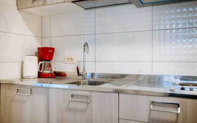 Aquarius Apartments by DuHomes