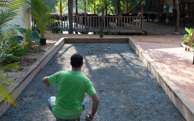 Sok Sabay Resort