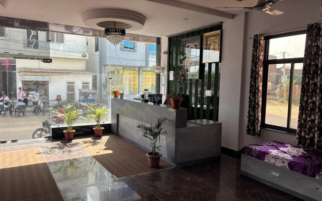 Shree Radhe Mohan Hotel and Resort