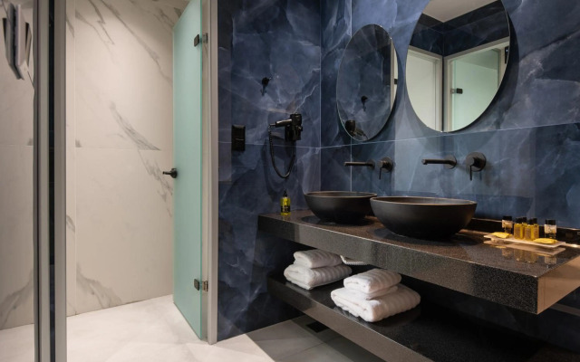 Lagomandra Beach Hotel and Suites